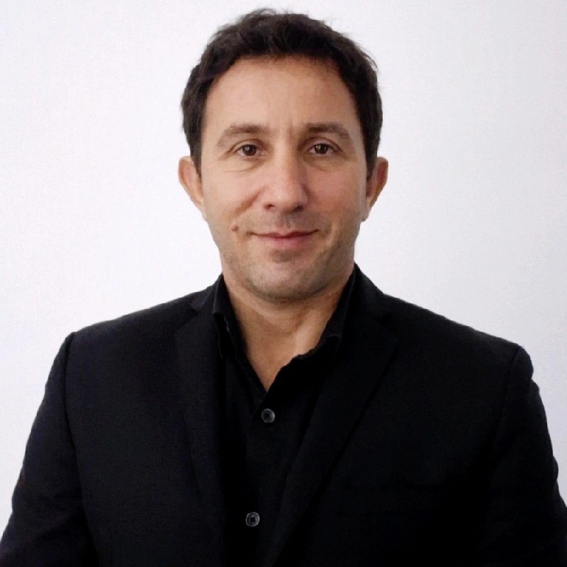 Erez Bavli